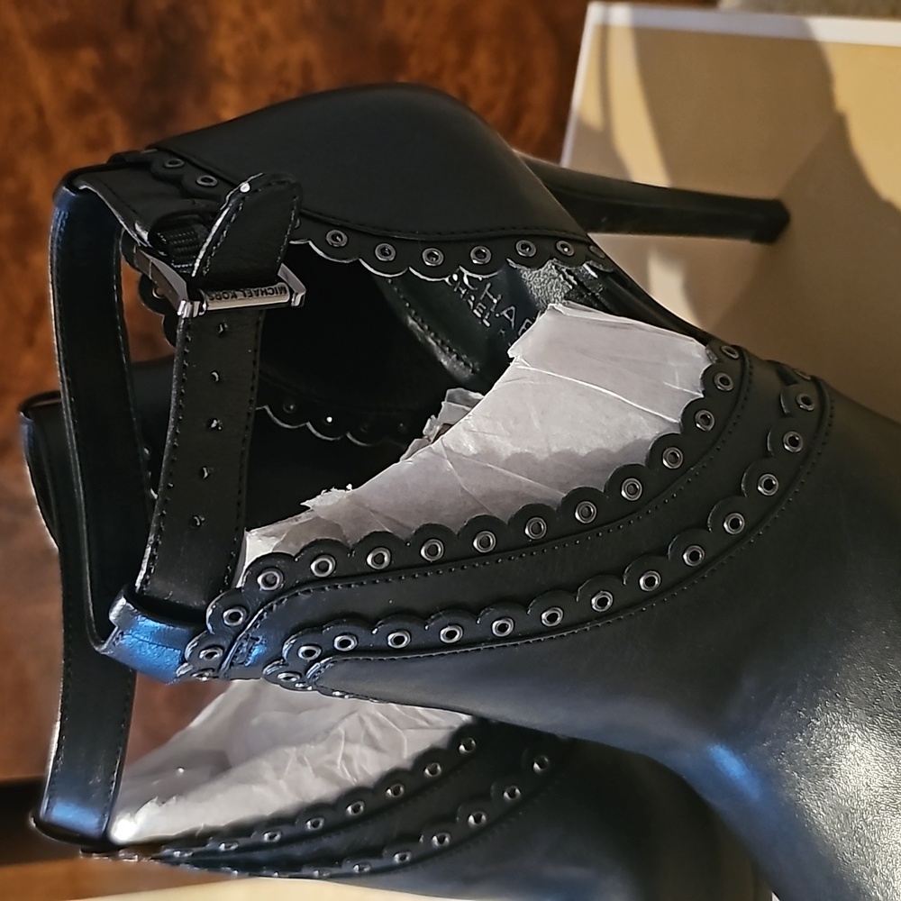 Mk Booties - image 3